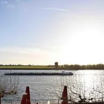 Rheinpromenade8 Szálloda 3*