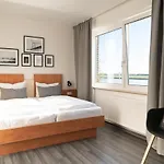 Szálloda Rheinpromenade8 3*