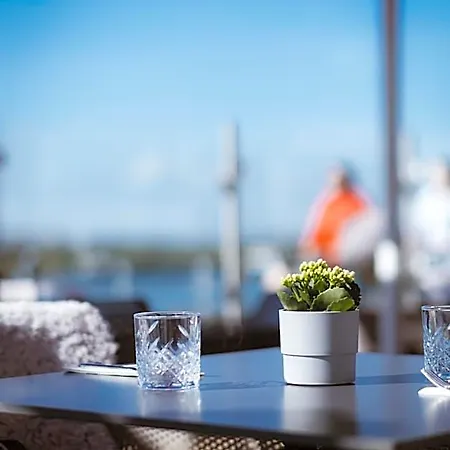 Hotel Rheinpromenade8