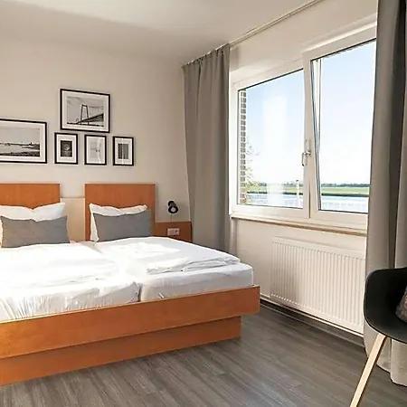 Rheinpromenade8 Hotel