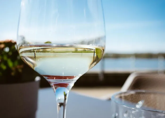 Rheinpromenade8 Emmerich