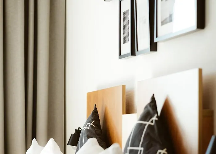 Rheinpromenade8 Hotel